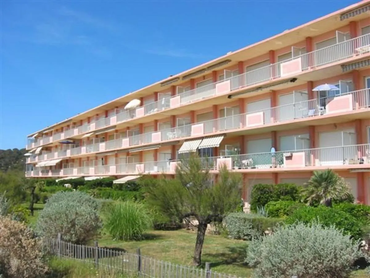 Studio Cabine 4 Pers, Climatise, Parking, Plage A Pied - Le Lavandou - Fr-1-251-509 Appartamento